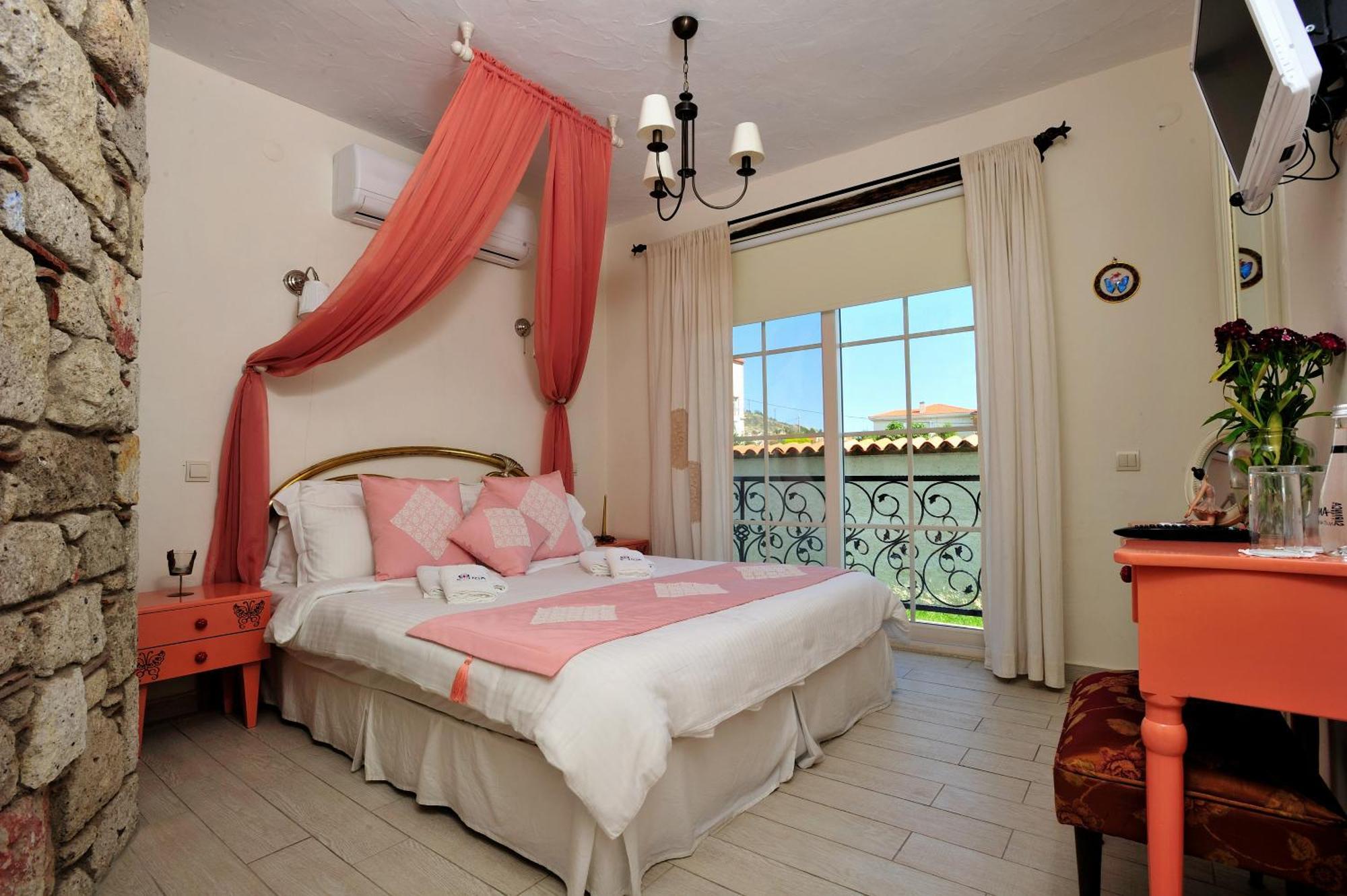 Alacati Sultan Konak Butik Otel ℳℛ Luxury Concept 외부 사진