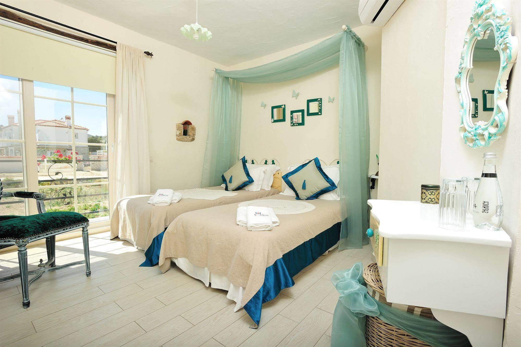 Alacati Sultan Konak Butik Otel ℳℛ Luxury Concept 외부 사진